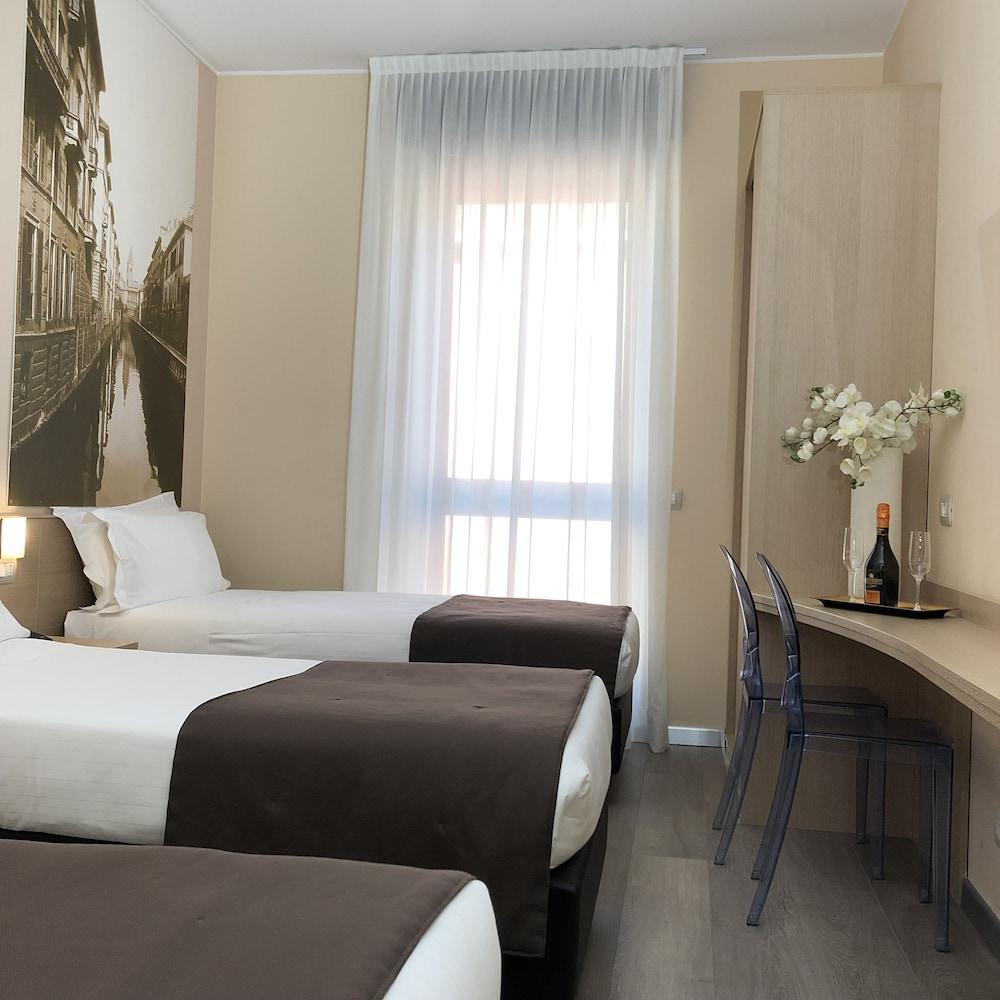 B&B Hotel Milano Portello Esterno foto