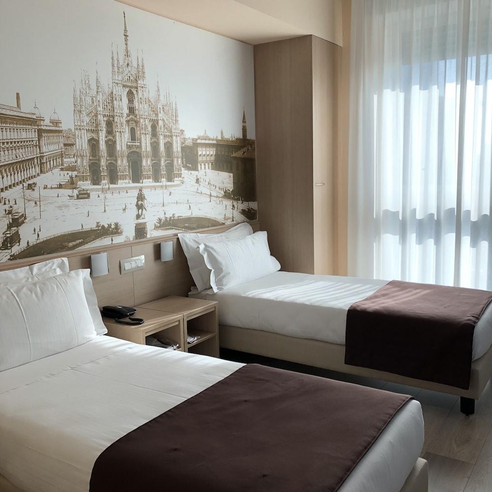 B&B Hotel Milano Portello Esterno foto