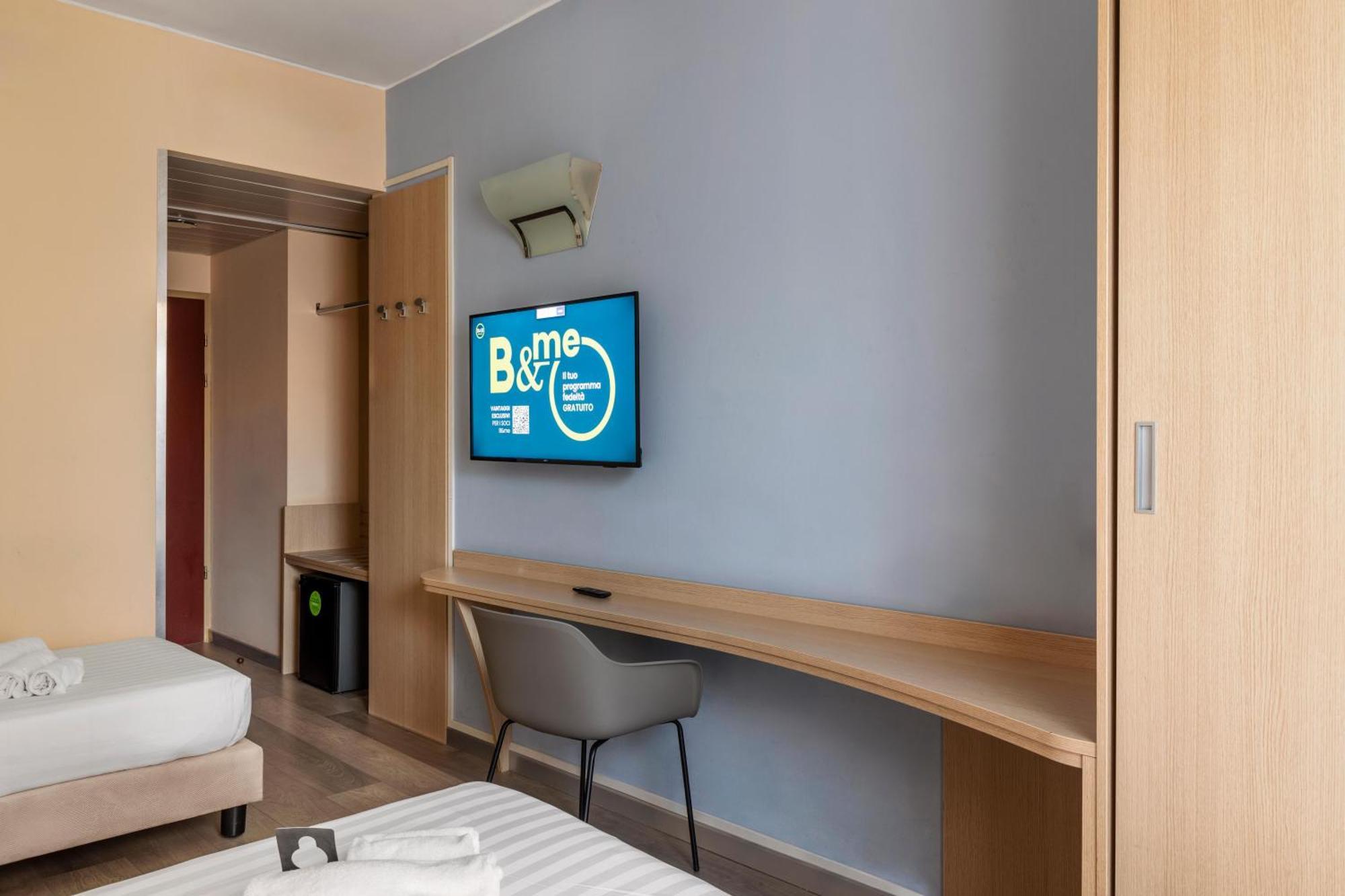 B&B Hotel Milano Portello Esterno foto
