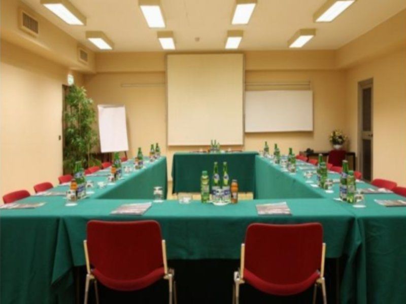 B&B Hotel Milano Portello Esterno foto
